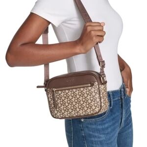 DKNY Women's Crossbody Bag Logo Print Adjustable Strap 8.25x2.75x6 In Purse